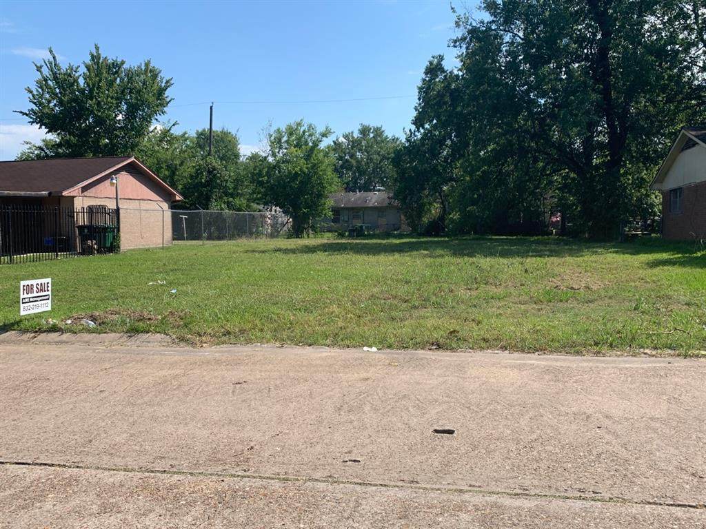 5234 Greylog Drive - Photo 1