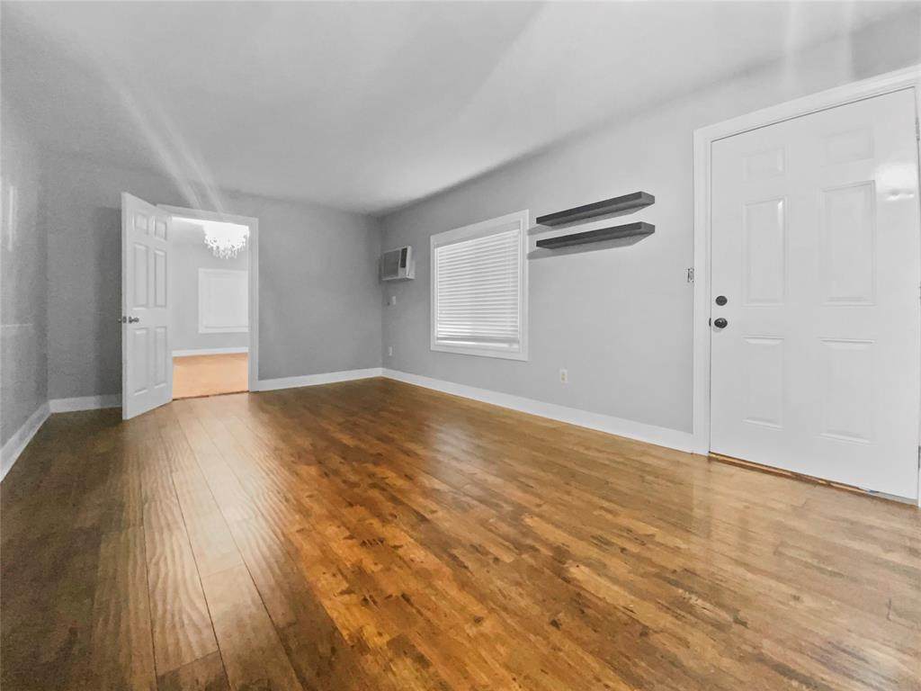802 Azalea Street - Photo 1