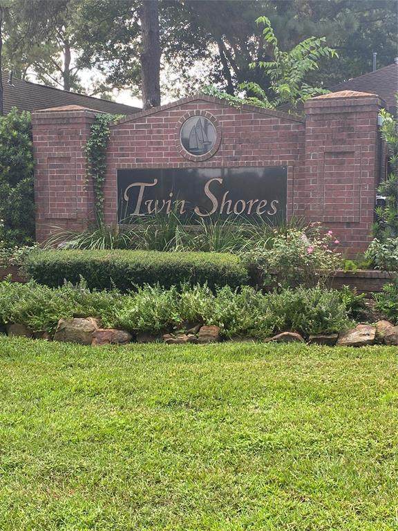 9963 Twin Shores Drive - Photo 1