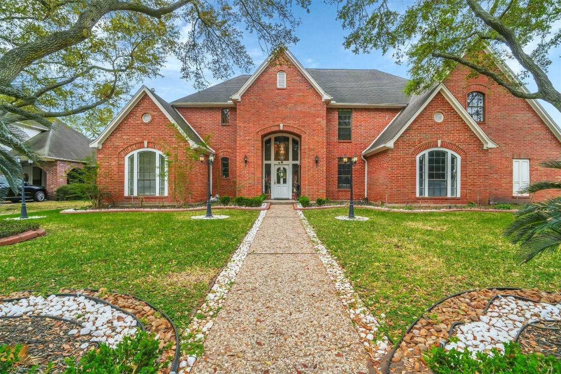 1406 Kelliwood Oaks Drive - Photo 1