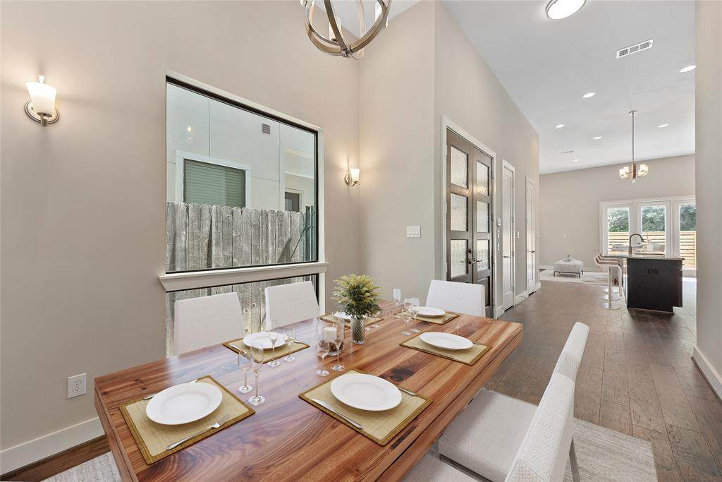 1305 Laird Street - Photo 1
