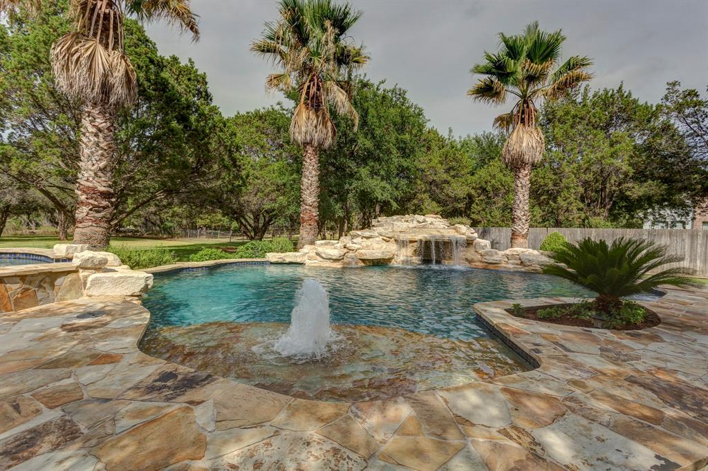 1830 Hunters Run - Photo 1