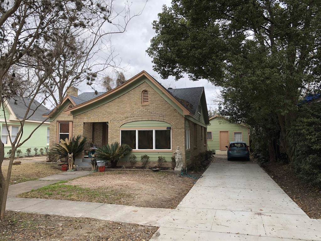 2907 Barbee - Photo 1