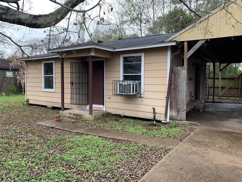 910 Armada Drive - Photo 1