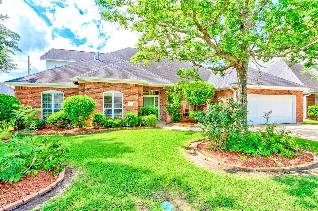 6065 Barrington Avenue - Photo 1