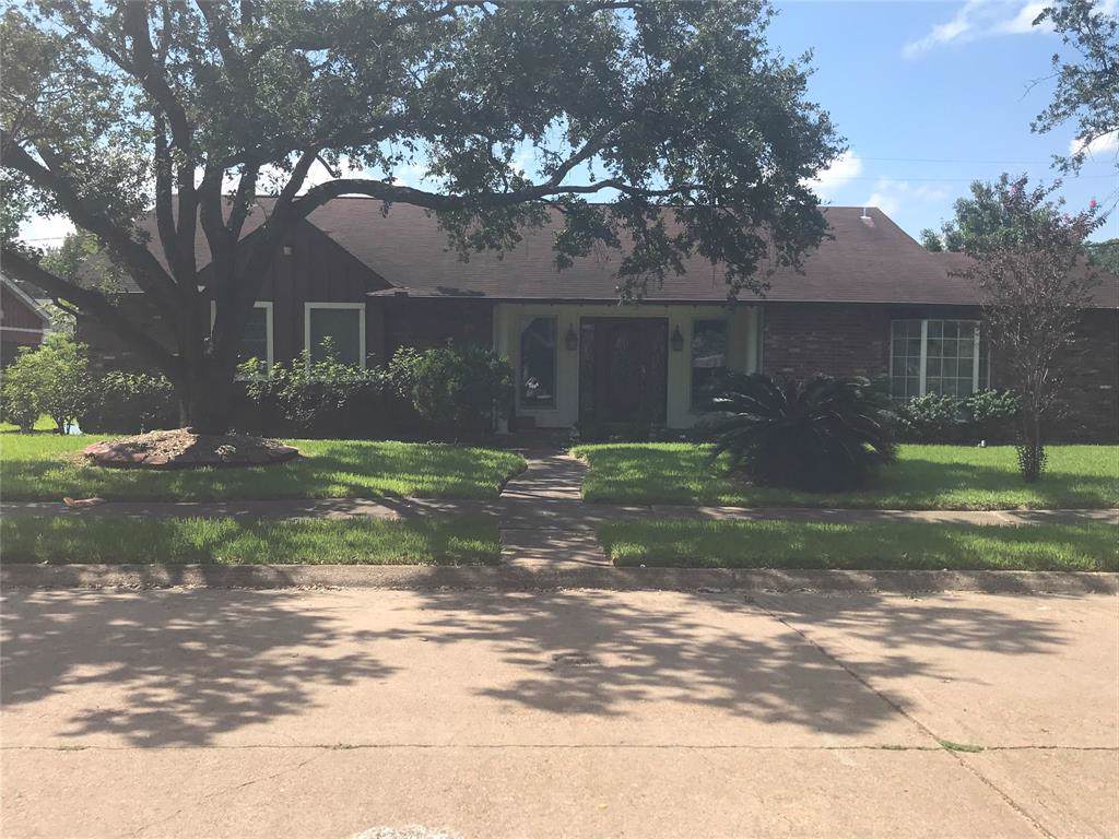 2202 Lillian Street - Photo 1