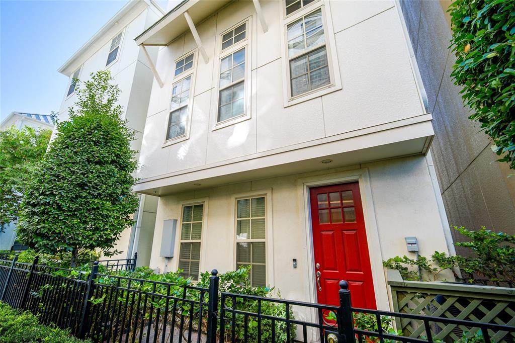 3267 Maxroy Street - Photo 1