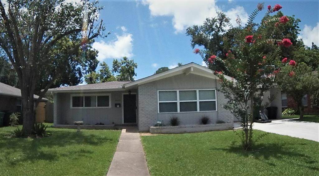 5439 Creekbend Drive - Photo 1