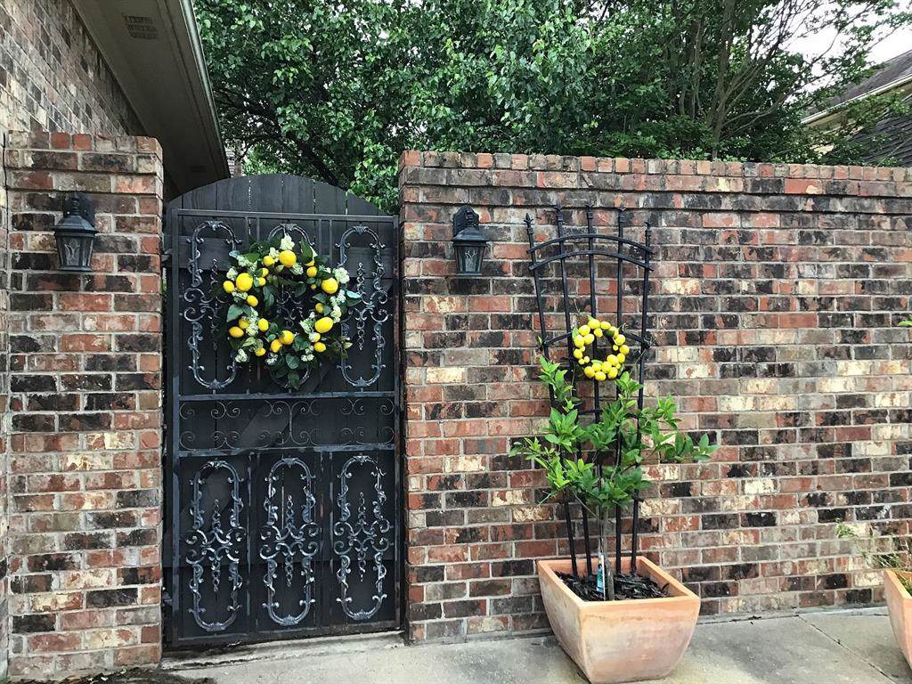 1308 Brook Hollow Drive Drive - Photo 1