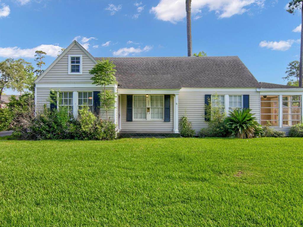 2554 Gladys Street - Photo 1
