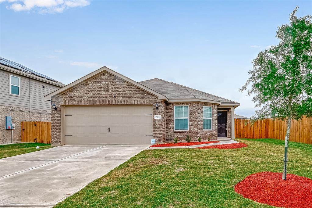 305 Eastwood Flats Drive - Photo 1
