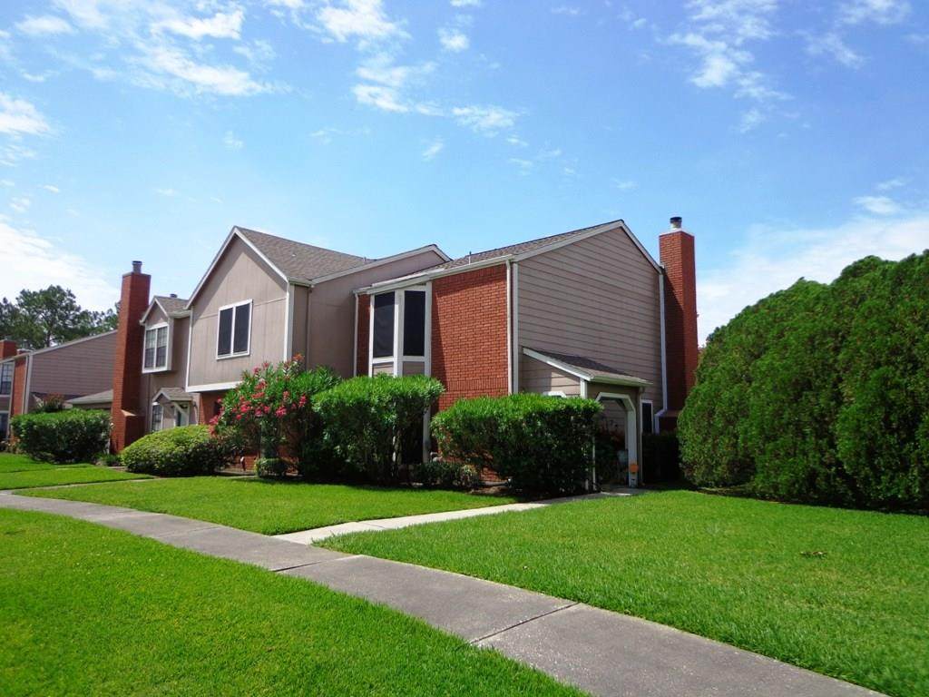 16814 Holly Trail Drive - Photo 1