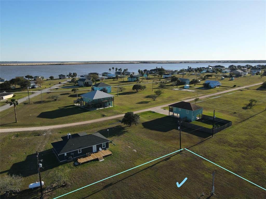 647 Stovall - Photo 1
