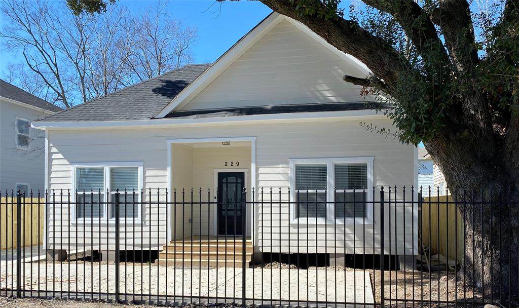229 Everton Street - Photo 1