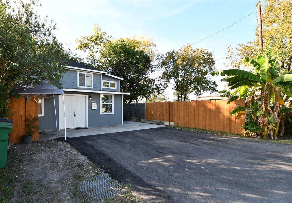 1216 Reese Street - Photo 1