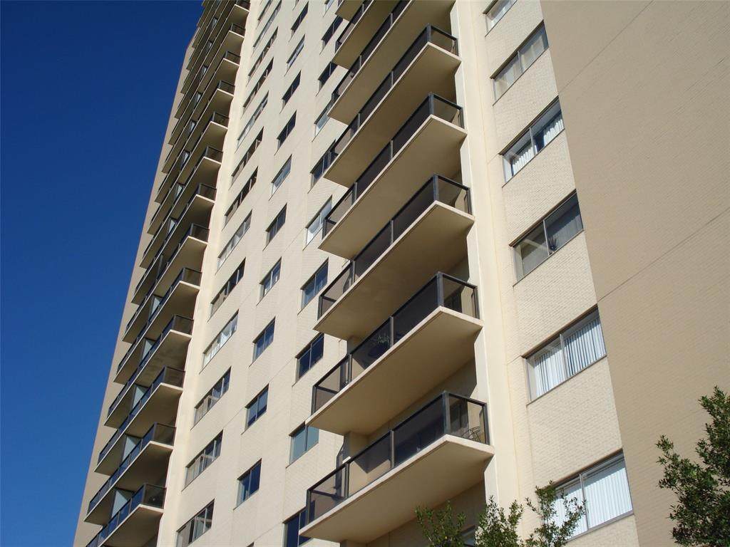 2929 Buffalo Speedway - Photo 1