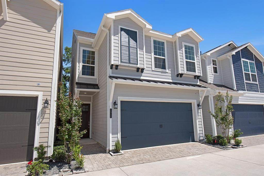 1512 Upland Glen Way - Photo 1
