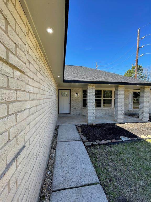 16911 Shrub Oak Drive - Photo 1