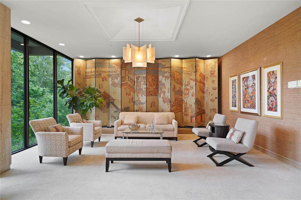 49 Briar Hollow Lane - Photo 1