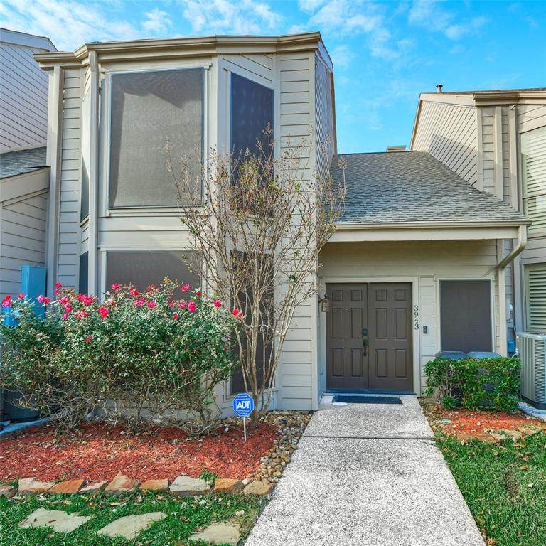 3943 Lakewood Drive - Photo 1