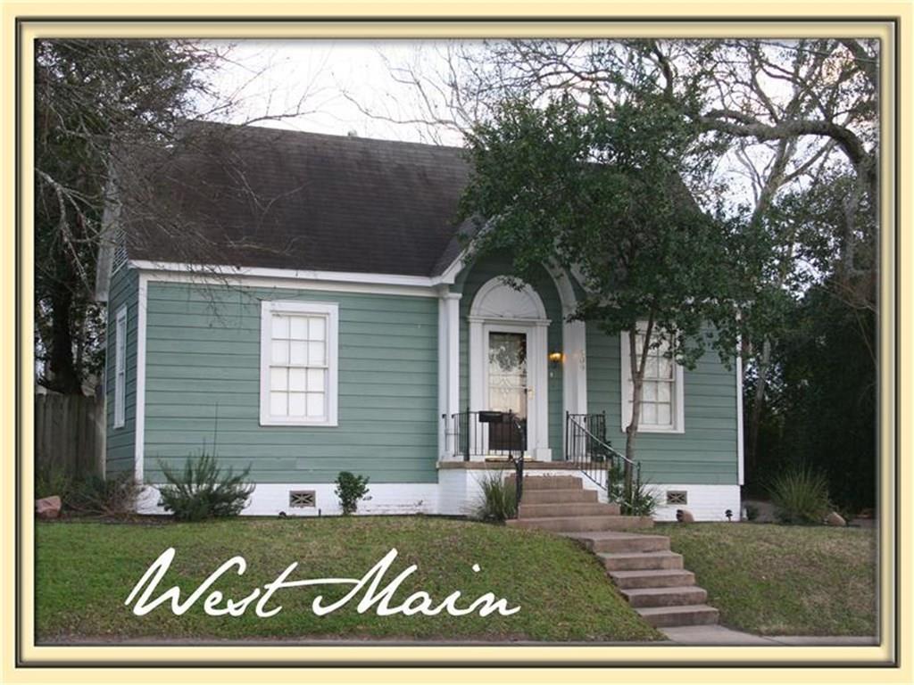 909 Main Street - Photo 1