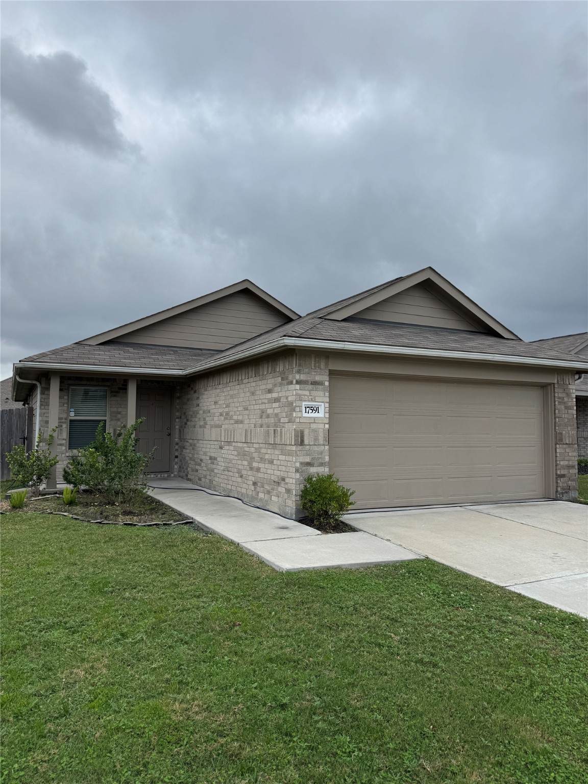 17591 Longwood Trace Lane - Photo 1