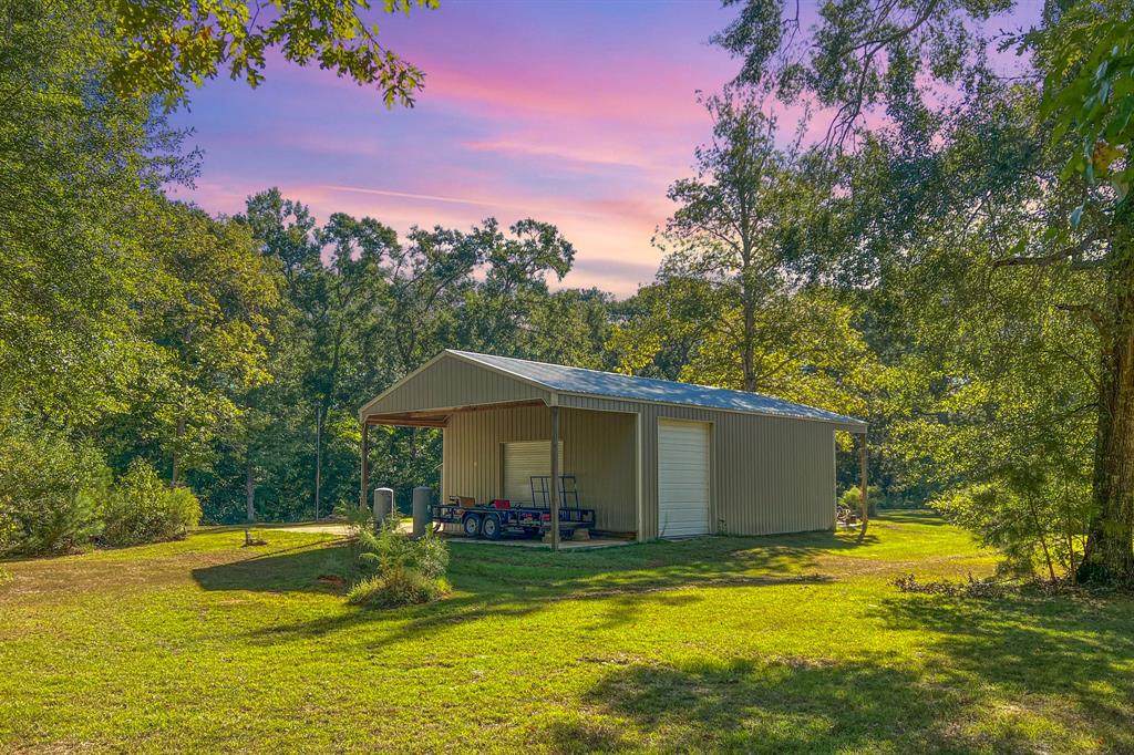 300 Runnels Lane - Photo 1