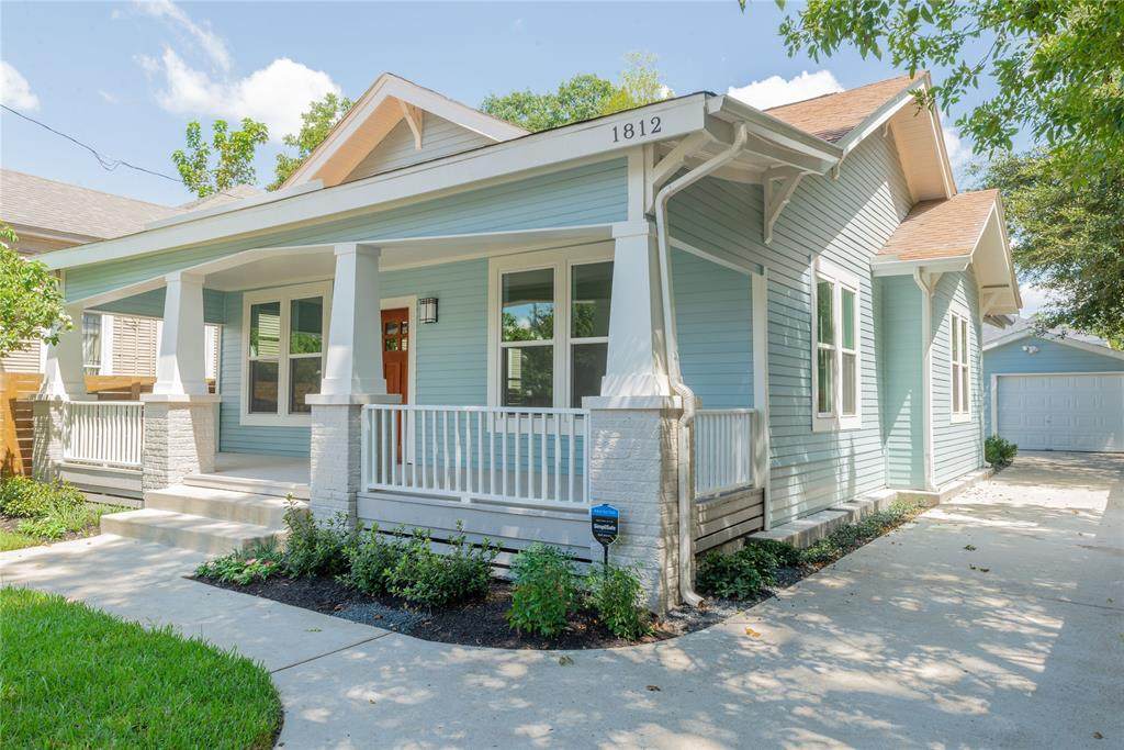 1812 Everett Street - Photo 1