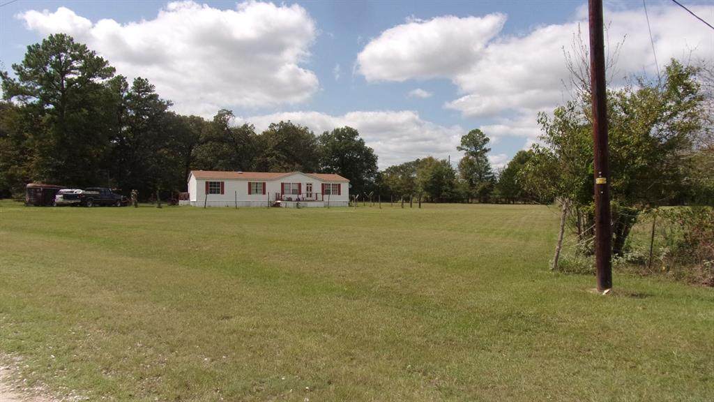325 Creekside Loop - Photo 1