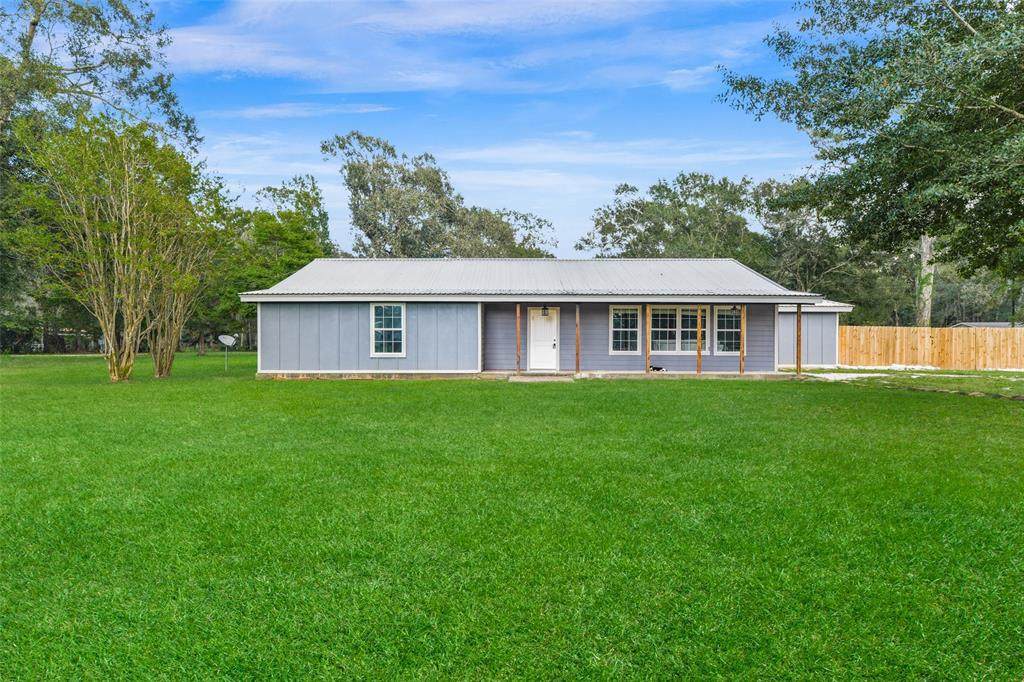 261 County Road 2284 1 - Photo 1