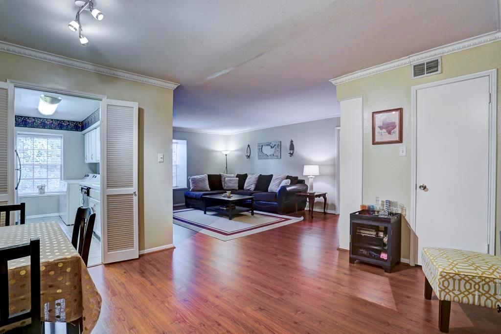 351 N Post Oak Lane - Photo 1