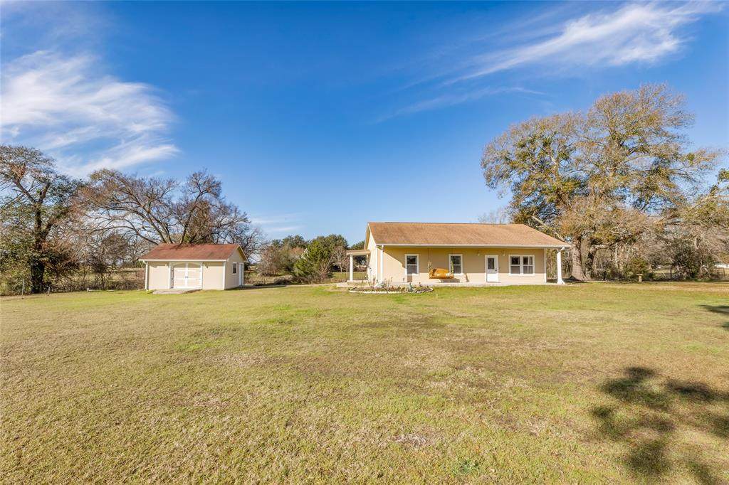 9385 Fm 244 Road - Photo 1