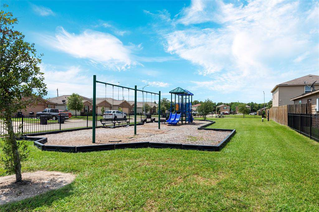 11223 Hall Greens Court - Photo 1