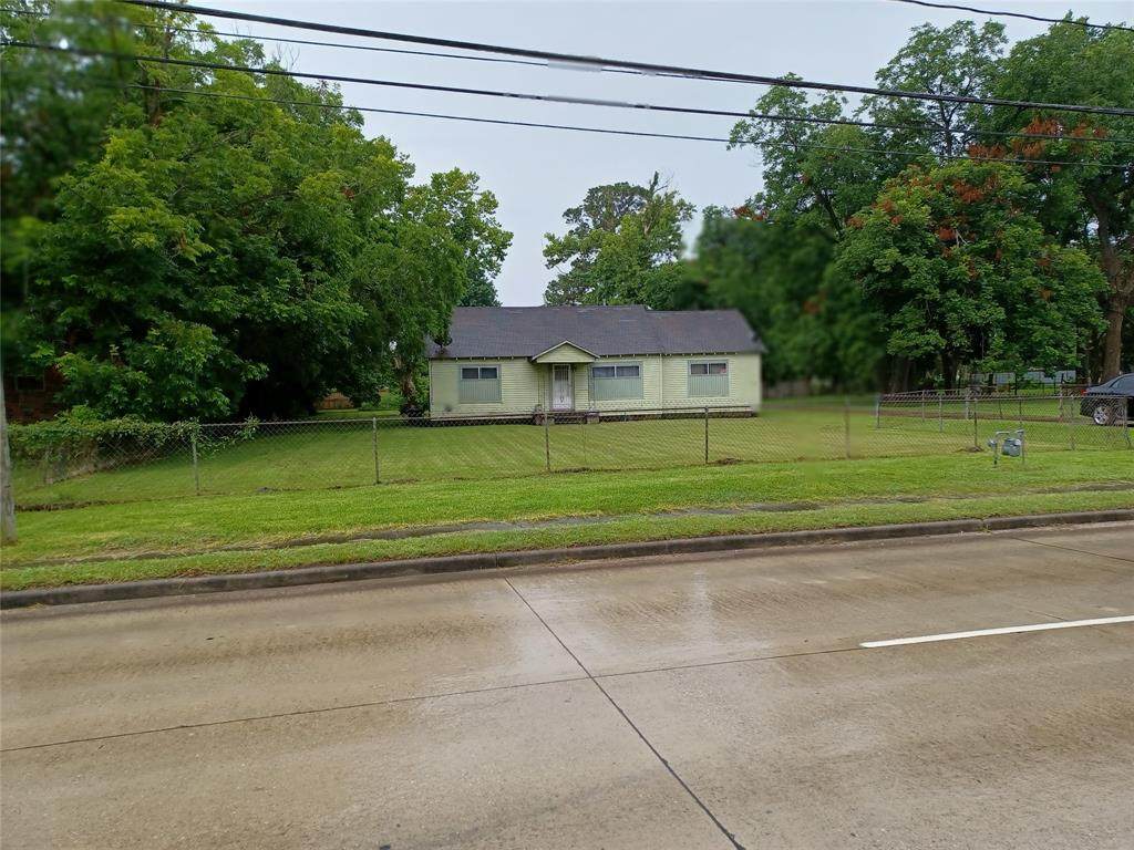 8110 Ley Road - Photo 1