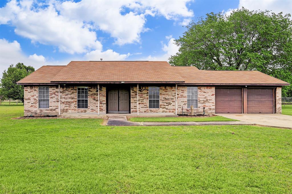 112 Alleda Road - Photo 1