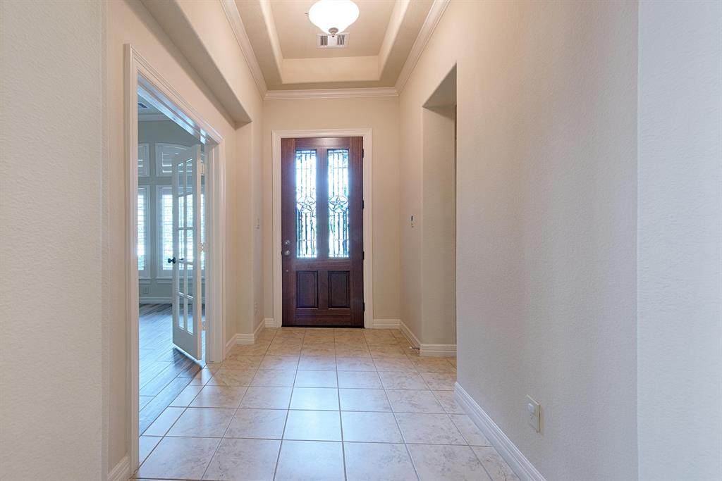 2815 King Point View Lane - Photo 1