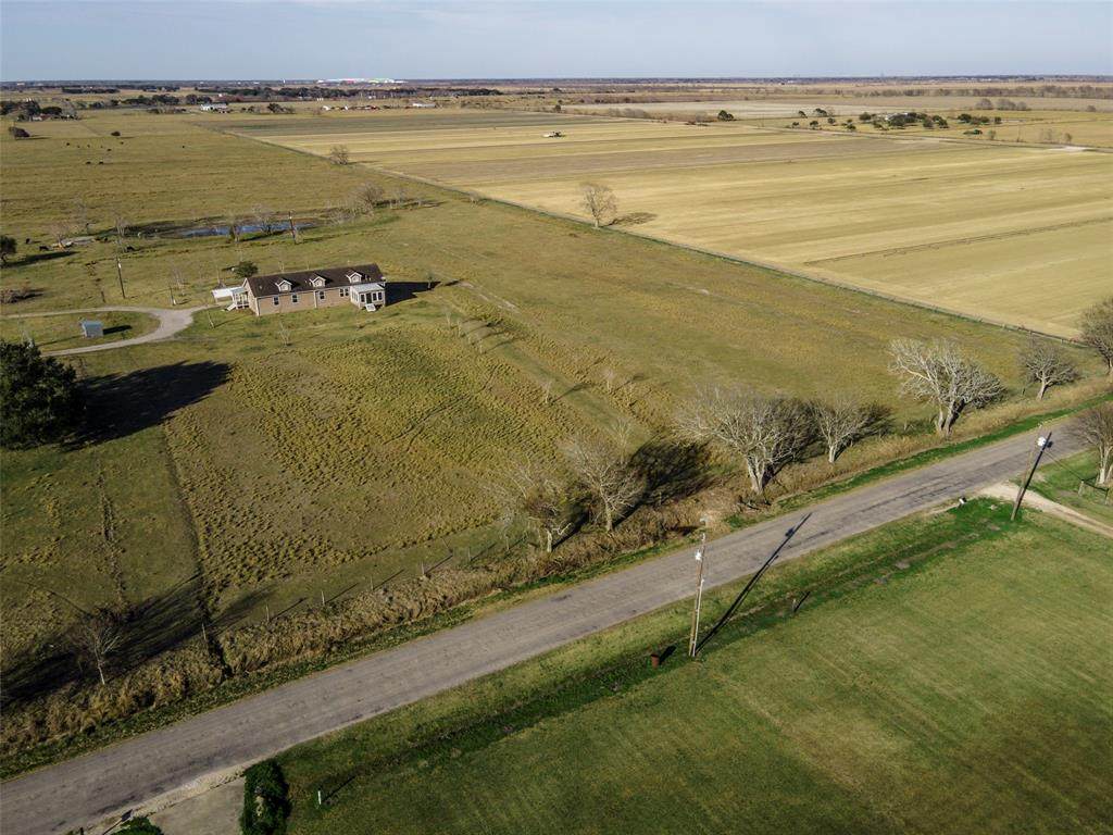 2727 County Road 218 - Photo 1