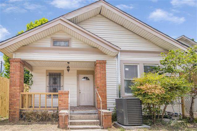 2405 Alabama St - Photo 1