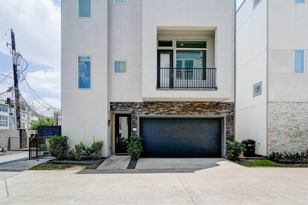8409 Hempstead Road - Photo 1