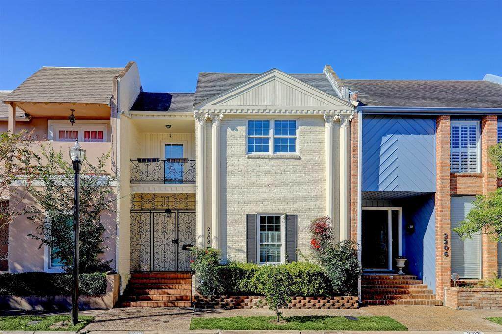 2208 Fulham Court - Photo 1