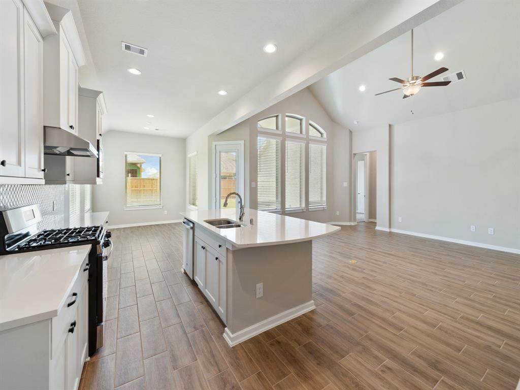 8423 Hunterwyck Lane - Photo 1