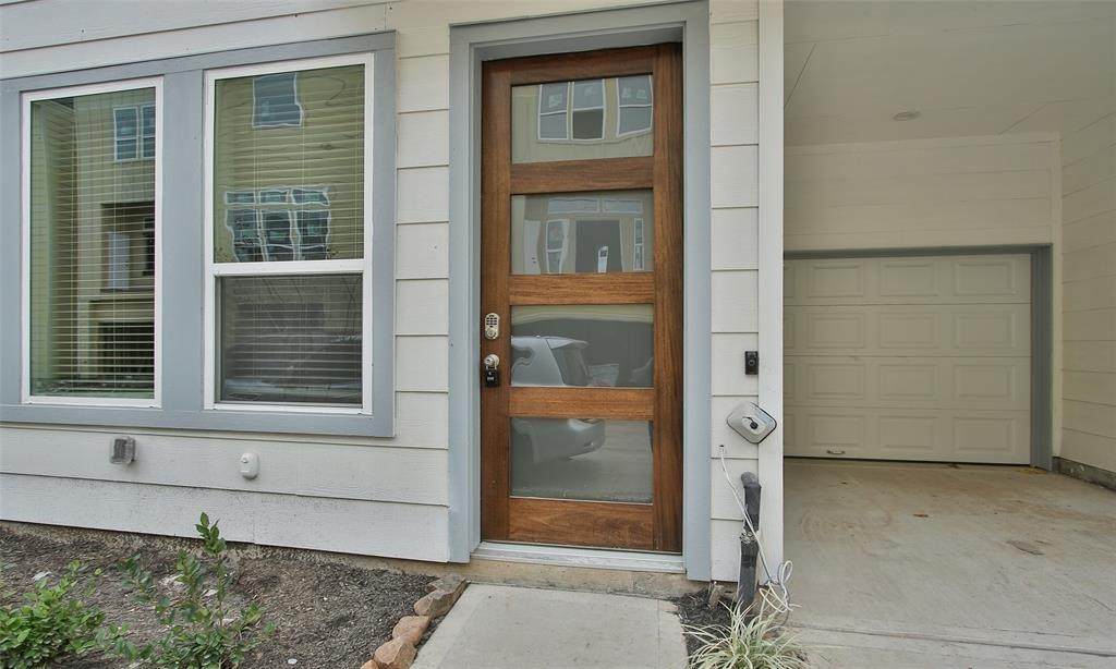 9012 Lonestar River Lane - Photo 1