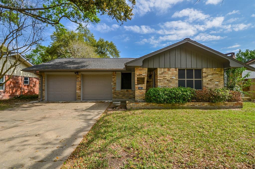 10519 Brinwood Drive - Photo 1