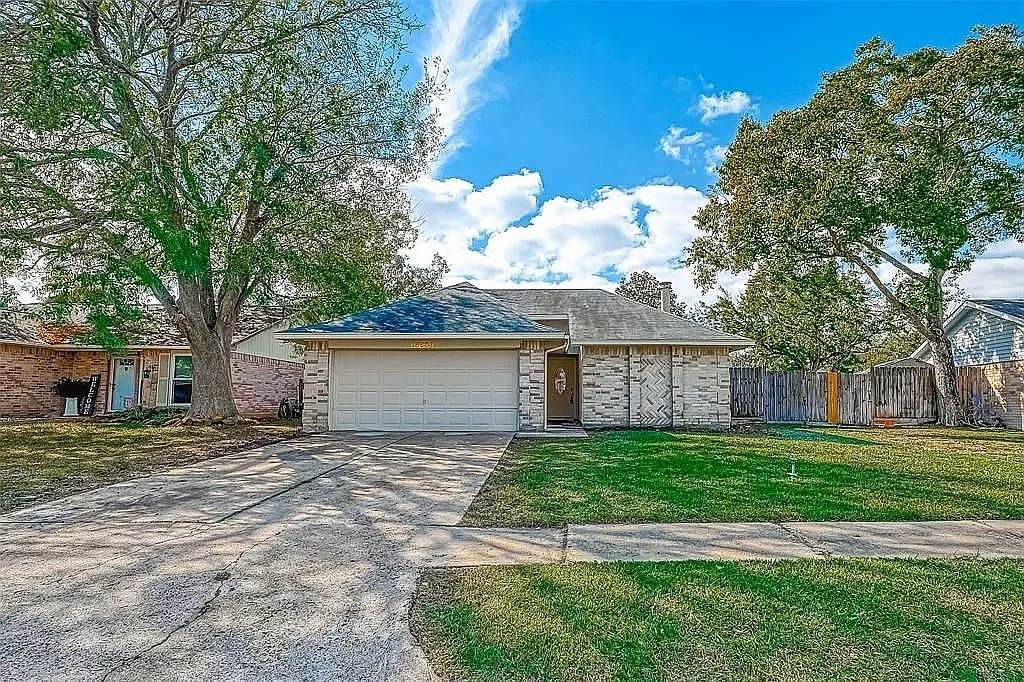 16938 Enchanted Circle - Photo 1