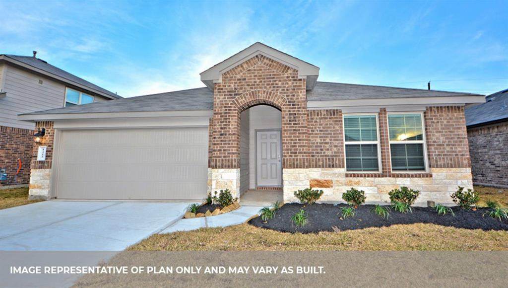 10919 33rd Avenue North - Photo 1
