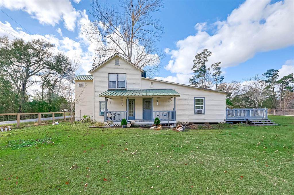 92 County Road 2437 - Photo 1