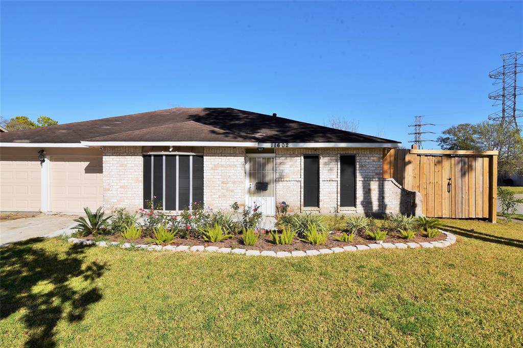 11602 Sharpview Drive - Photo 1