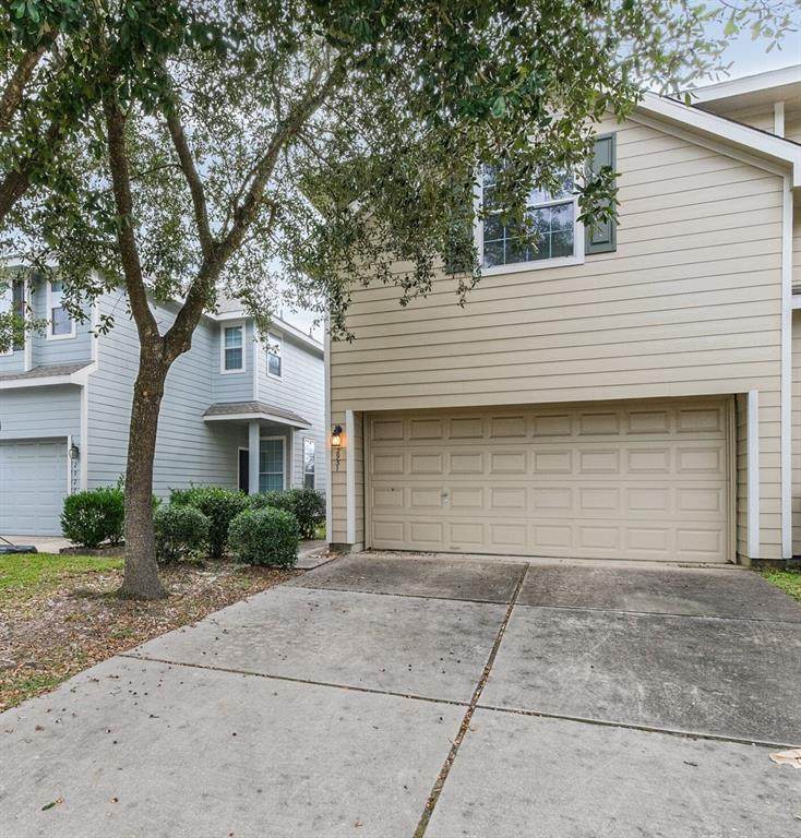 2931 Hackamore Hollow Lane - Photo 1