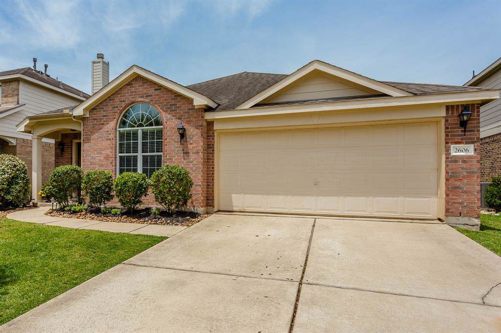 2606 Cottage Springs Drive - Photo 1