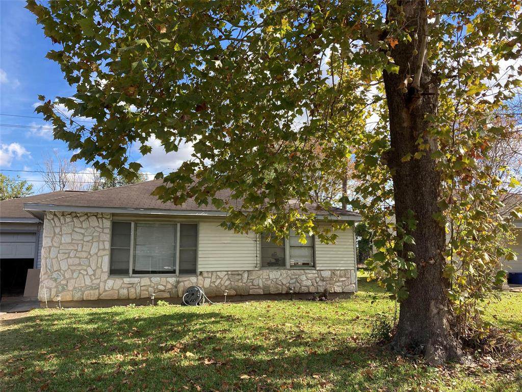 506 Sage Drive - Photo 1